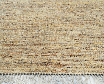 Hickory matta i färgen creme/sand