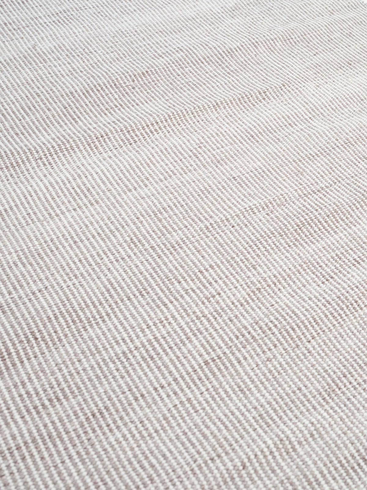 Struktur på Arbrello Matta i färgen Off White