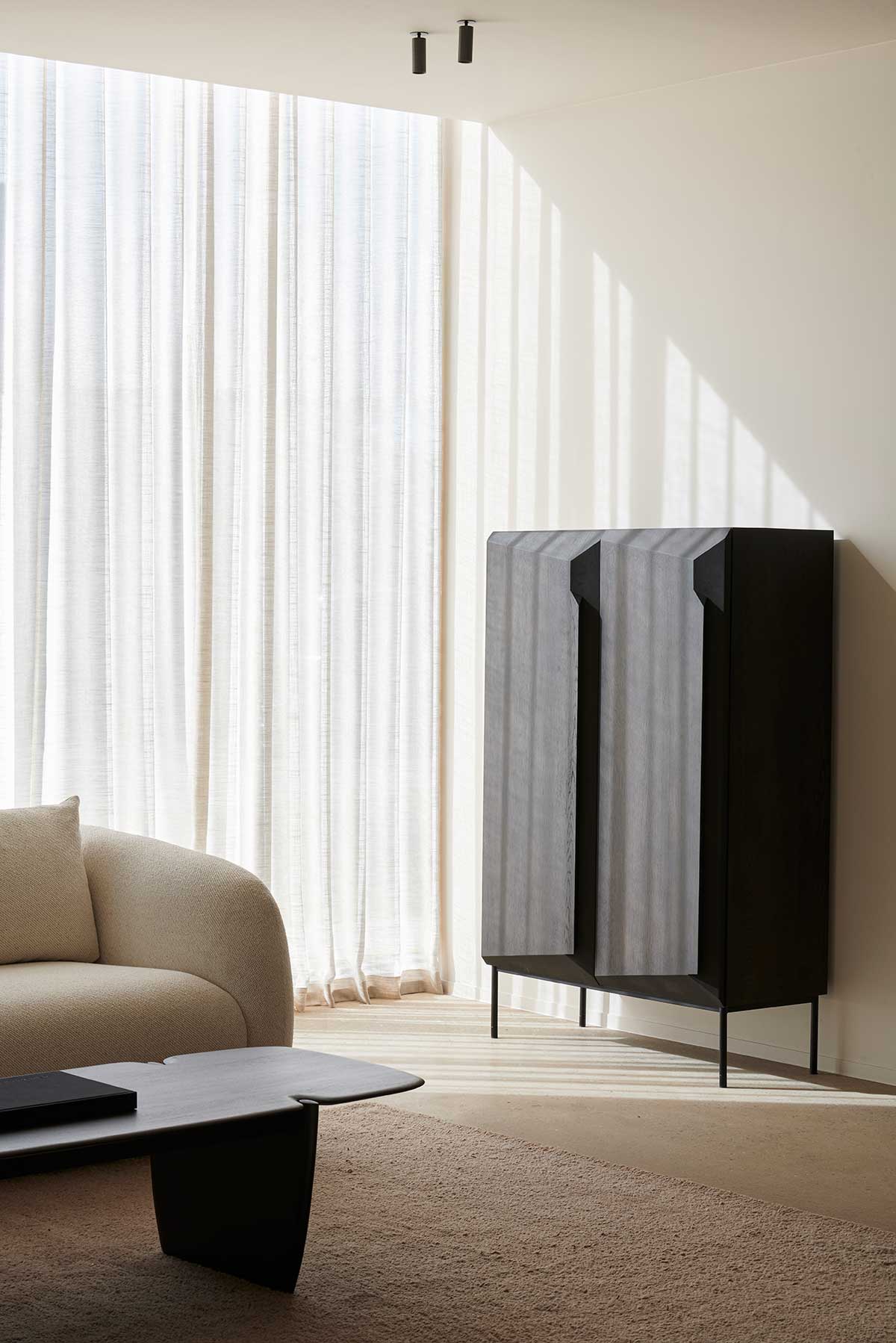 Ethnicraft-Stairs-Cupboard-Varnished-Brown-Oak-Lifestyle