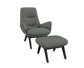 More Fåtölj och fotpall i tyget Copparo Slate Grey med ben i svart ek