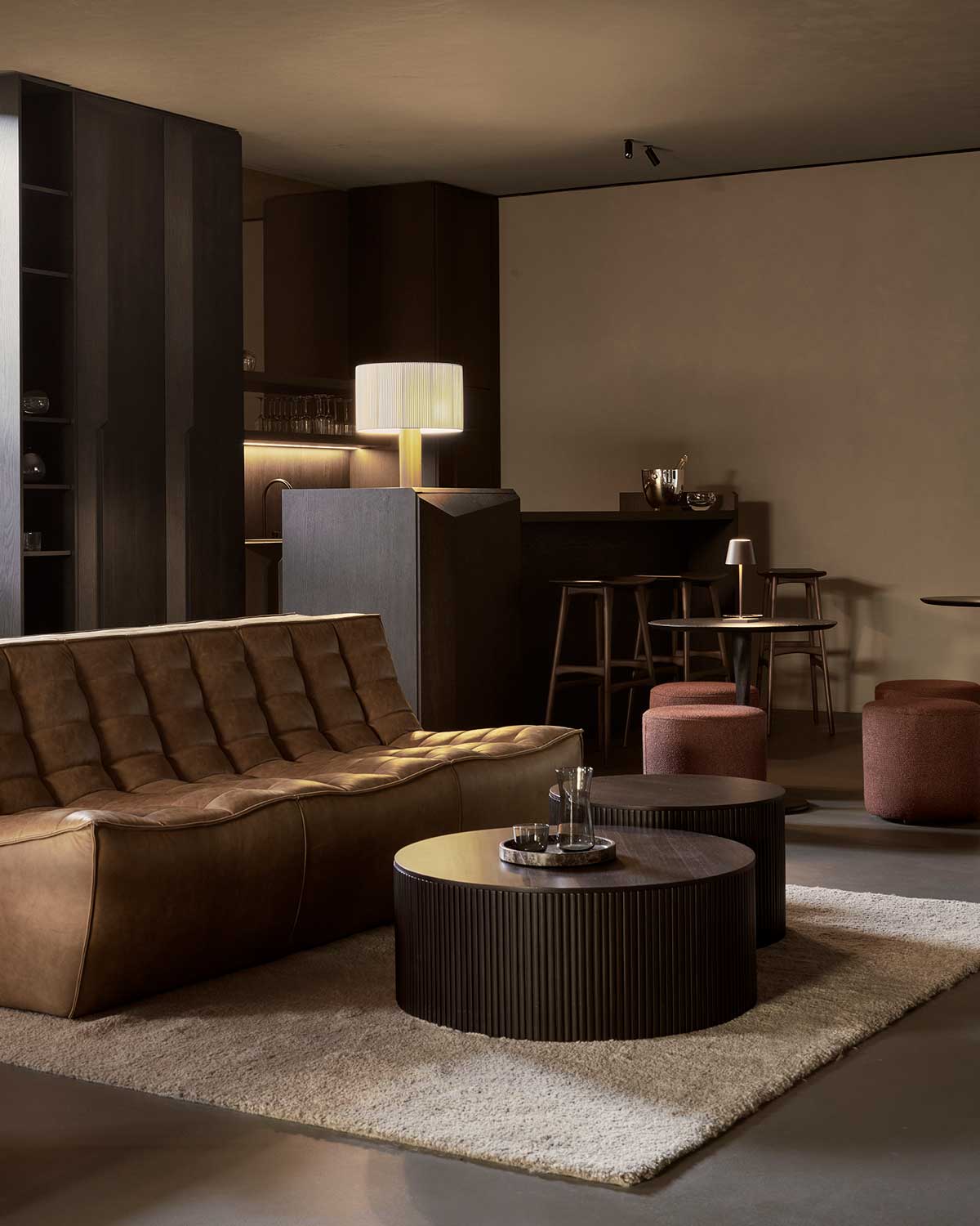 Ethnicraft-N701-Sofa-3S-Chestnut-Leather-Lifestyle