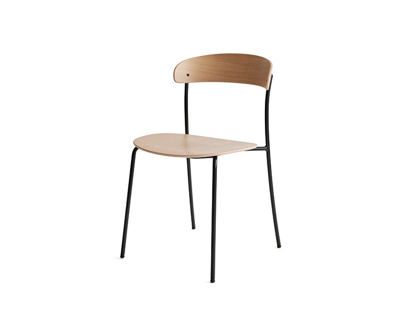 08-Missing-Chair-without-Armrest-Natural-Oak-Perspective