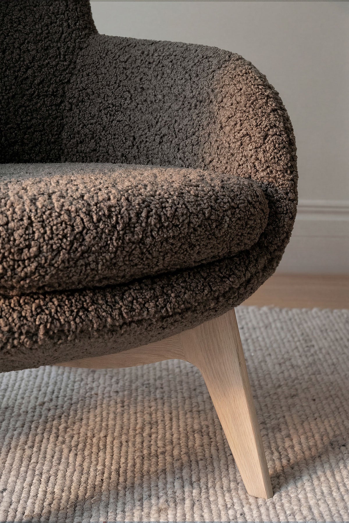 Rowico-Home-Dunbrody-Chair-Footstool-Grey-Beige-White-Pigmented-Oak-Lifestyle-2.jpg Rowico-Home-Dunbrody-Chair-Footstool-Grey-Beige-White-Pigmented-Oak-Lifestyle-2