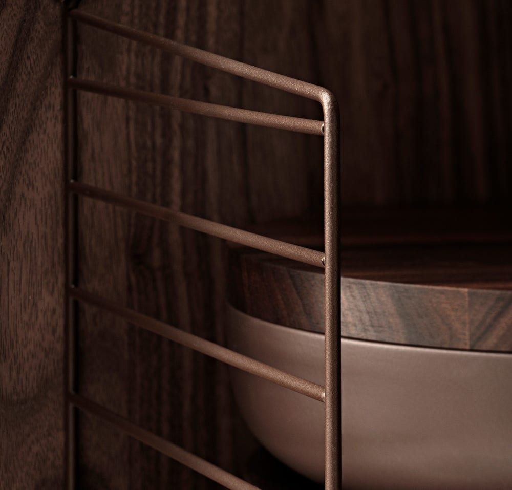 inspiration-string-system-brown-walnut_landscape_xlarge.jpg Inspiration String system brun gavel