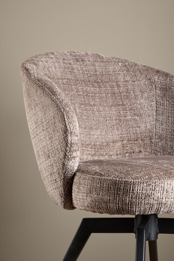 Actona-Darlene-Arm-Chair-Juto-Dusty-Brown-24-Swivel-Lifestyle