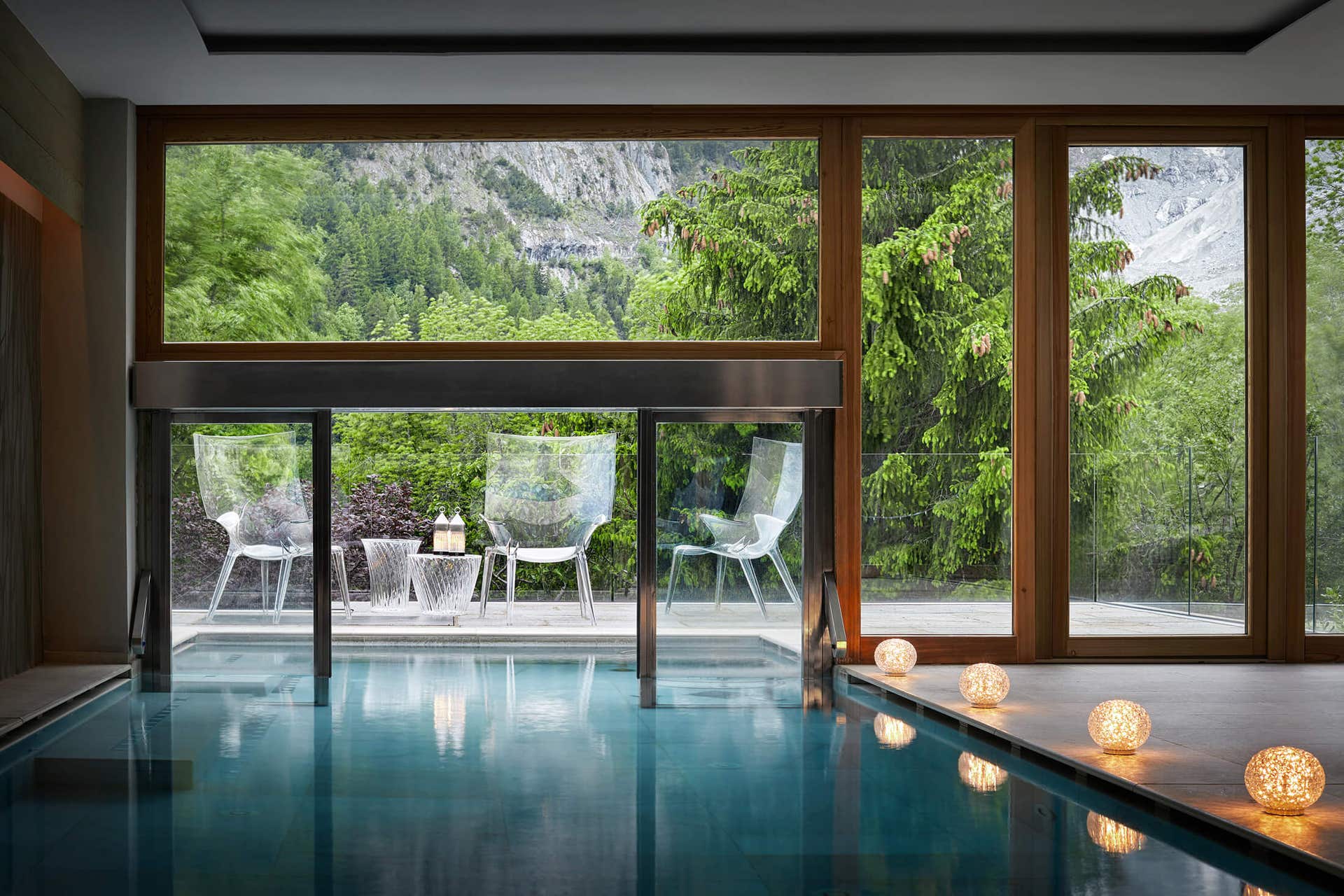 Kartell-Brand-Header-UncleJim-Planet.jpg Handla Kartell hos Tibergs Möbler