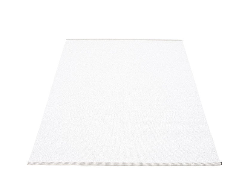 mono-white-140-matta-pappelina