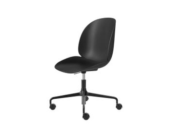 Gubi-Beetle-Meeting-Chair-UN-HA4C-1