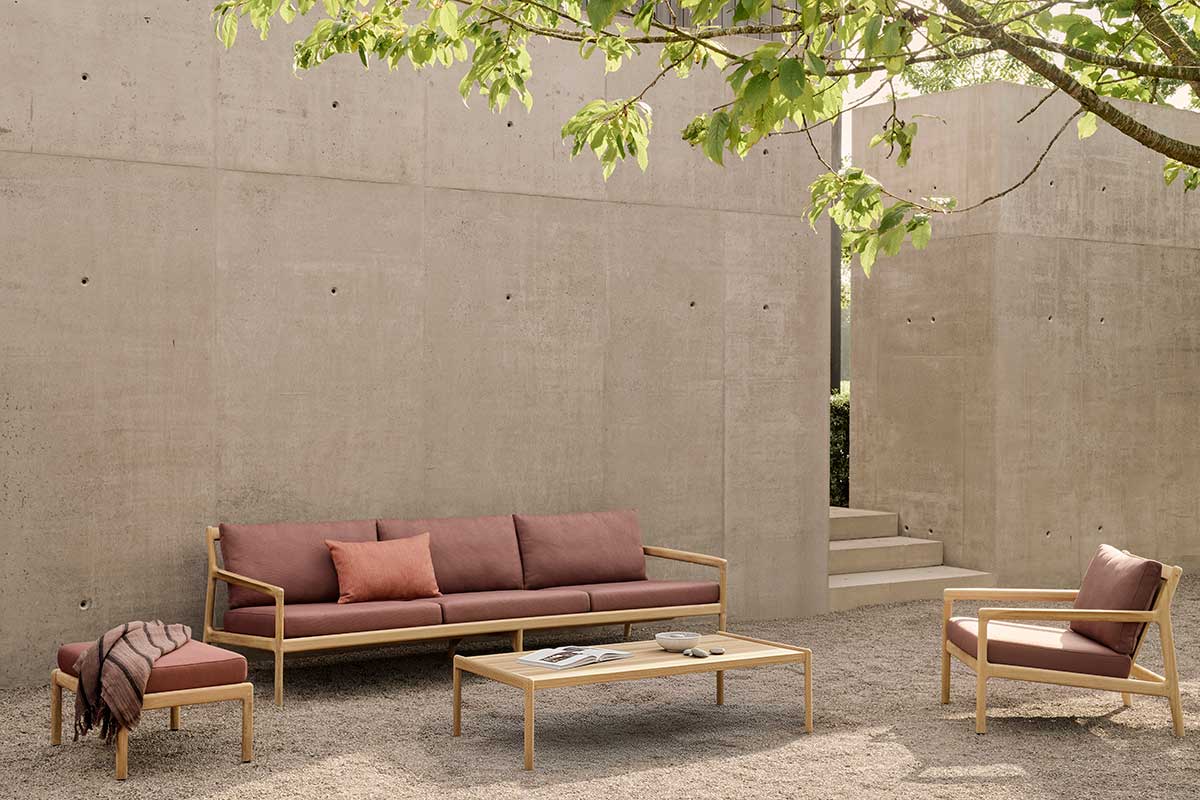 Ethnicraft-Jack-Outdoor-Lounge-Chair-Sofa-Teak-Burgundy-Fabric-Lifestyle