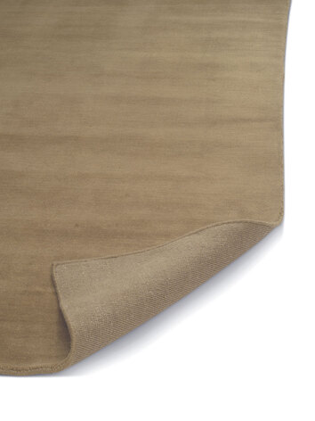 Classic-Collection-Solid-Rug-Wheat-Detail