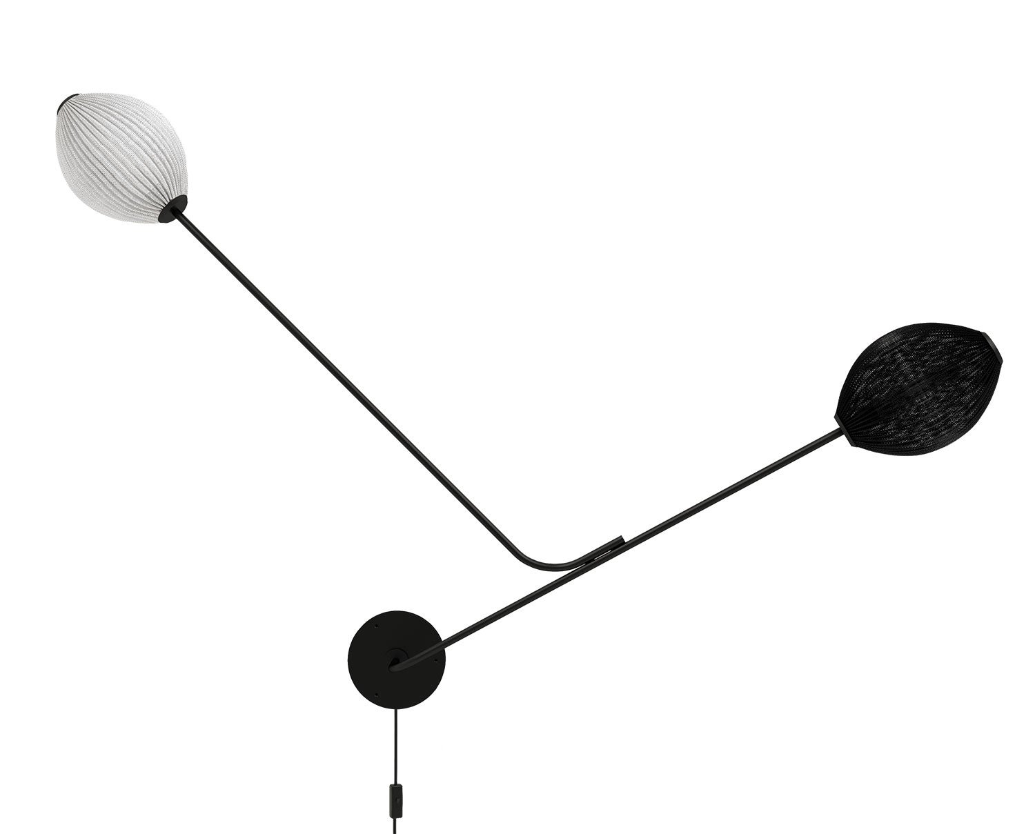 Satellite vägglampa svart och vit, släckt framifrån | GUBI