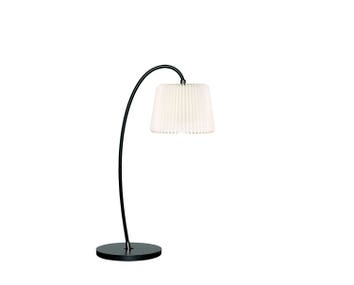 LeKlint320_Snowdrop_table_lamp_packshot1