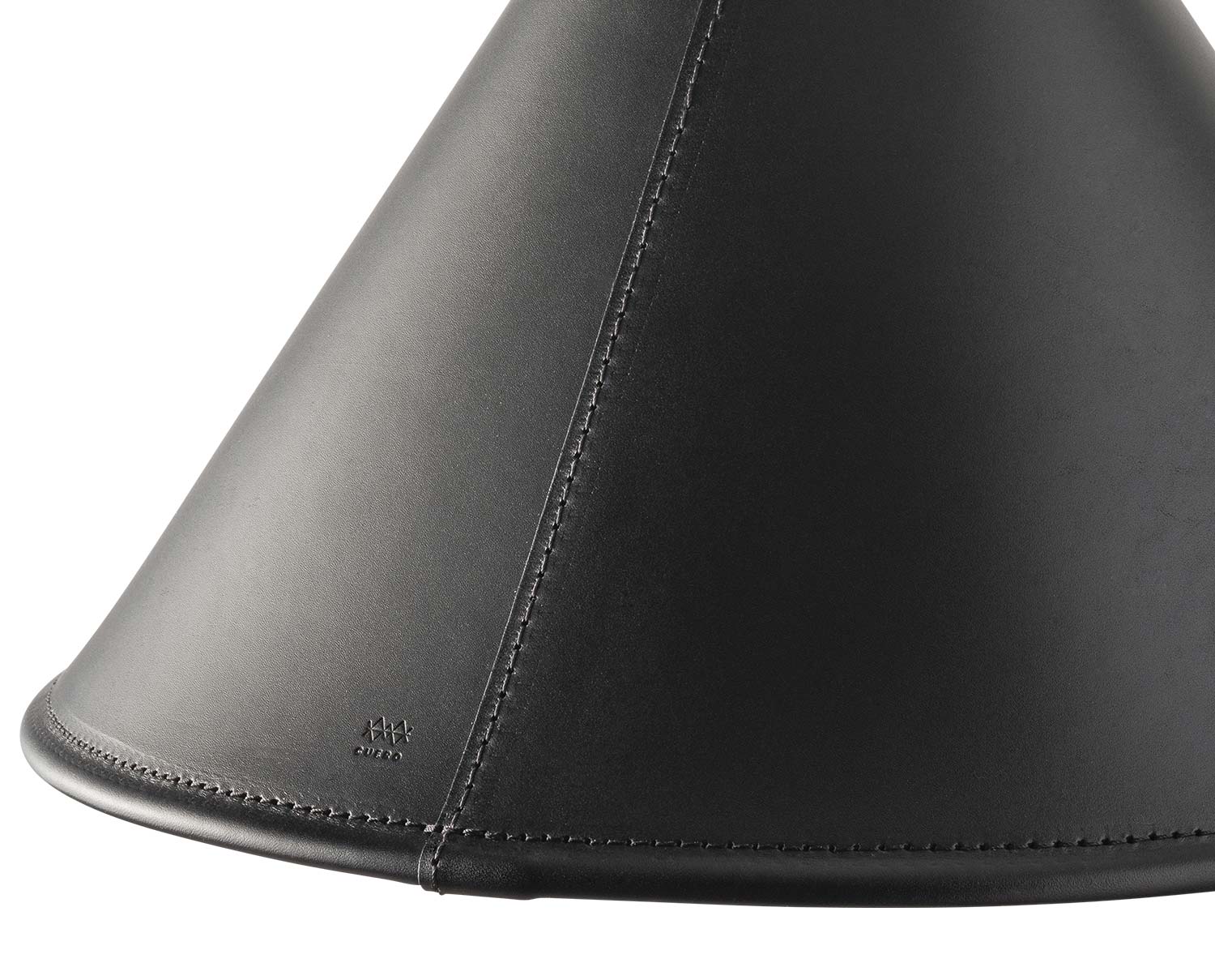 Namibia Pendellampa Läder Black