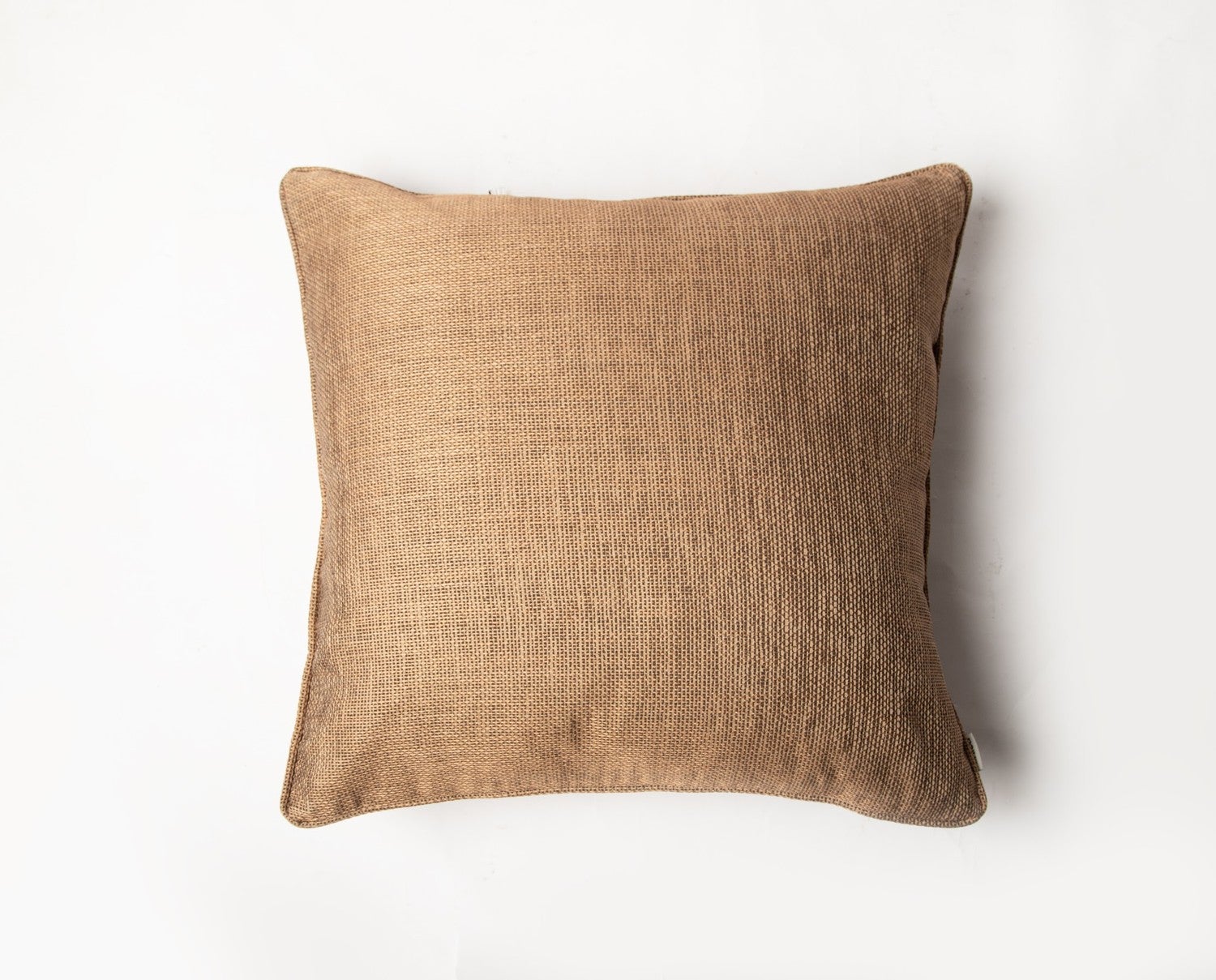 Bennet Cushion Copper från Tinted Objects.
