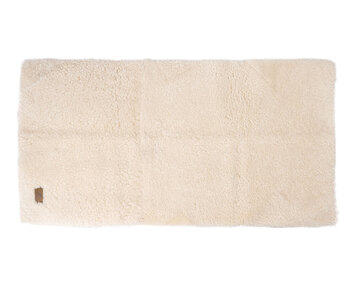 Ebba matta 120x60 cm i färg creme från Shepherd