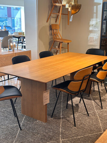 Straight-3500-matbord-naver-collection-uts