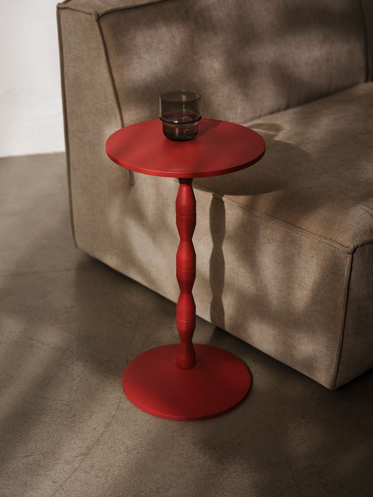 Design-House-Stockholm-Pedestal-Table-Red-Lifestyle