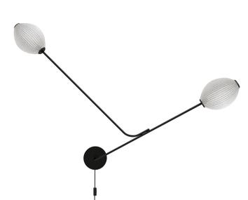 Satellite vägglampa vit, släckt framifrån | GUBI