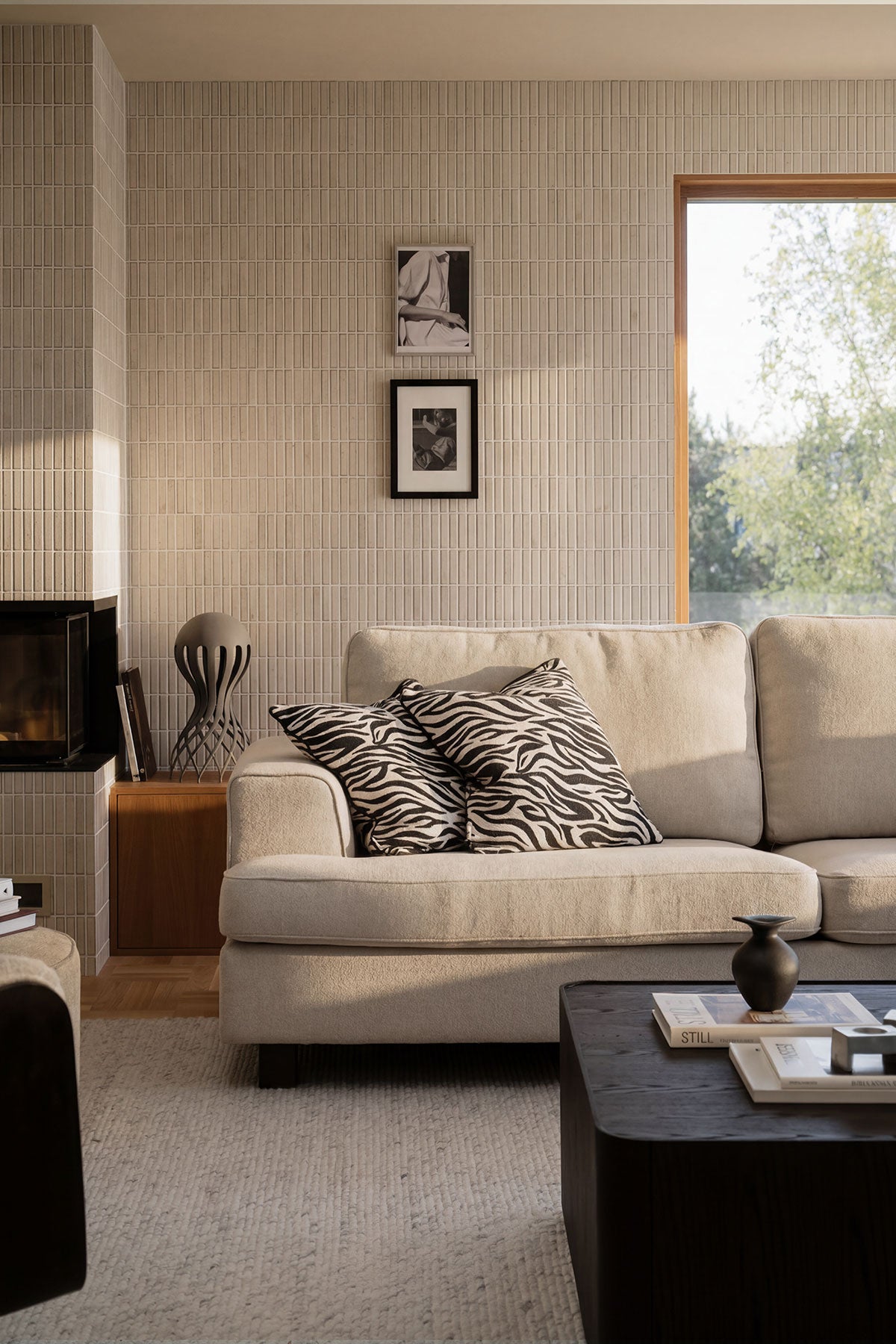 Rowico-Home-Aberdeen-Sofa-3S-Glory-Beige-Lifestyle-1