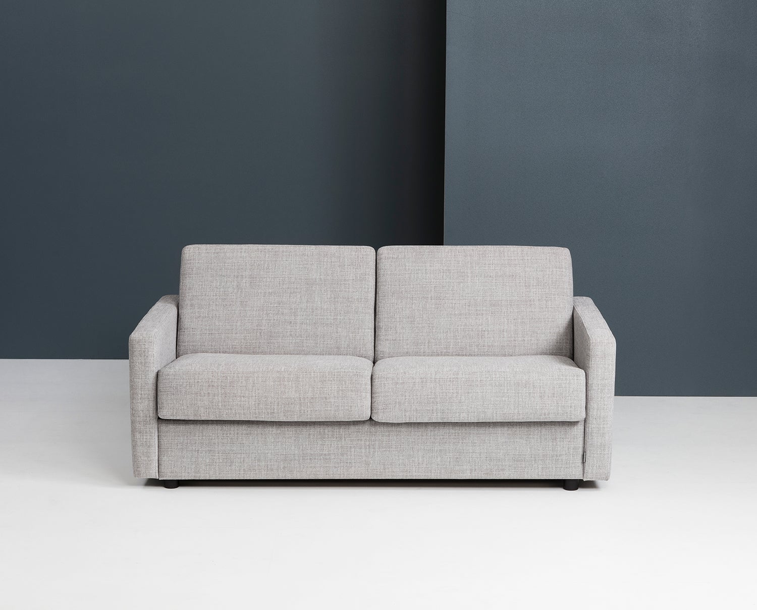 Bäddsoffa BEDinside 140. Armstöd NOBEL