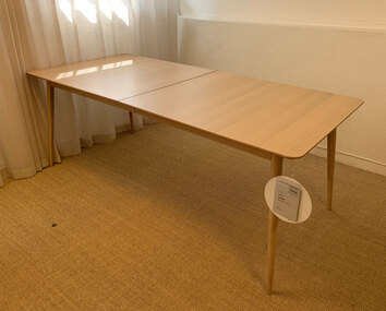 Torkel-matbord-torkelsson-utstallningsexemplar-2