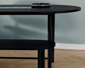 Be My Guest Matbord Svart / Grön med Be My Guest Bänk i svartoljad ek