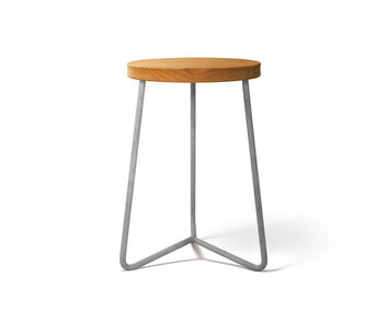 Pall V1 45 i teak och varmförzinkat stål